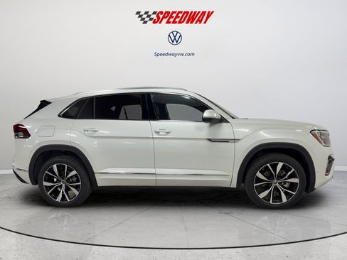 New 2026 Volkswagen Atlas Cross Sport SEL Premium R-Line AWD/4WD image 12