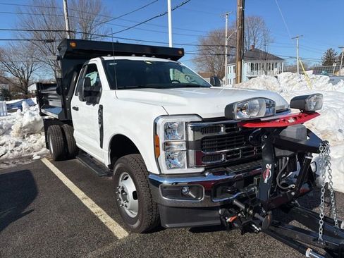 New 2025 Ford F350 XL w/ XL Chrome Package AWD/4WD image 2