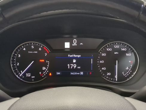 Used 2021 Cadillac XT4 Luxury w/ Cold Weather Package AWD/4WD image 39