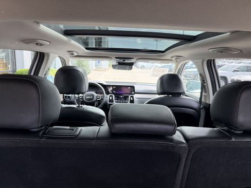 Used 2022 Kia Sorento S w/ Panoramic Sunroof Package AWD/4WD image 12