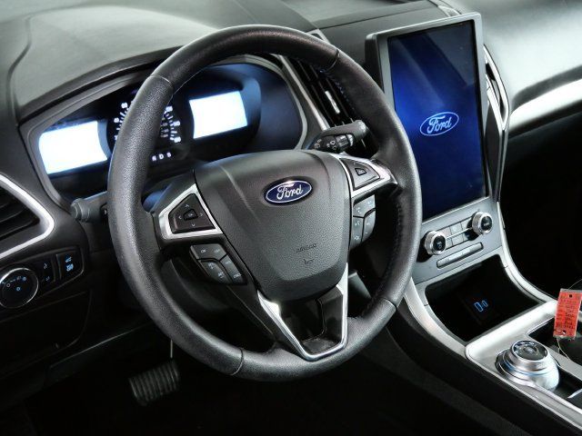 Certified 2024 Ford Edge SEL w/ Convenience Package AWD/4WD image 19