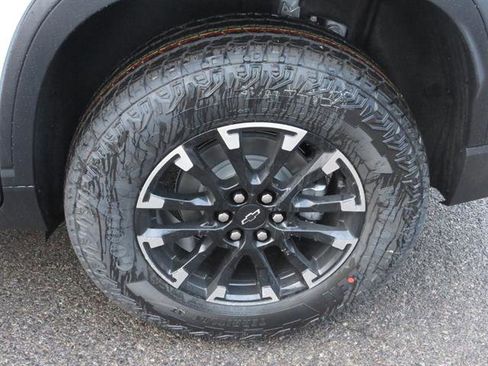 New 2026 Chevrolet Traverse Z71 w/ Enhanced Driving Package image 9