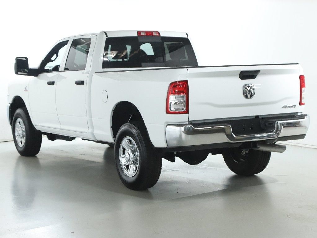 Used 2024 RAM 3500 Tradesman w/ Chrome Appearance Group AWD/4WD image 43