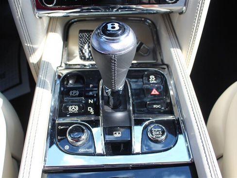Used 2013 Bentley Mulsanne RWD image 11