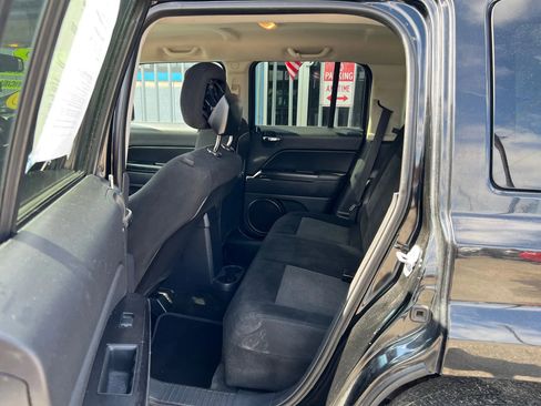 Used 2015 Jeep Patriot Sport w/ Power Value Group image 11