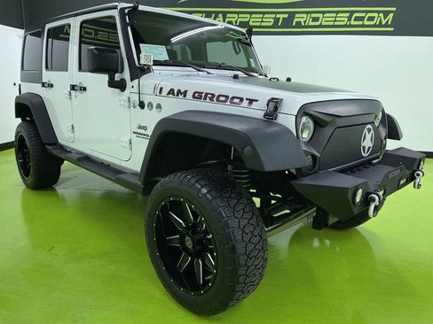 Used 2017 Jeep Wrangler Unlimited Sport image 2