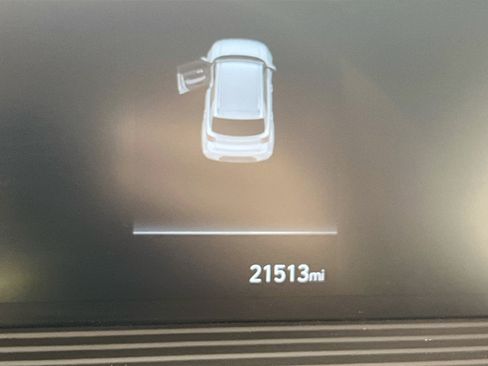 Used 2023 Hyundai Venue SEL w/ Cargo Package FWD image 12