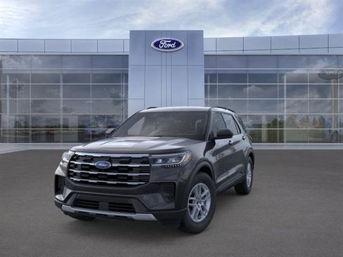 New 2026 Ford Explorer Active AWD/4WD image 2