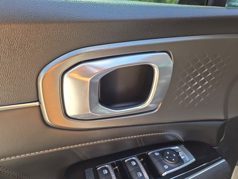 Certified 2022 Kia Sorento SX AWD/4WD image 20