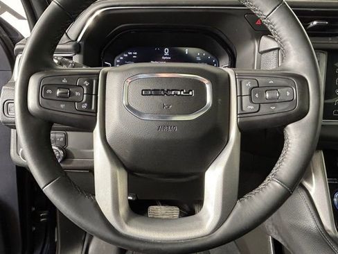 Used 2023 GMC Yukon Denali w/ LPO, Floor Liner Package AWD/4WD image 19