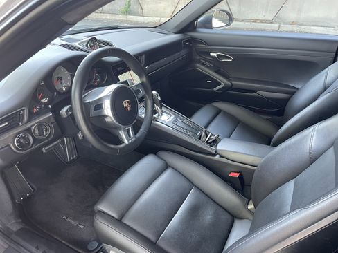 Used 2013 Porsche 911 Carrera S RWD image 9
