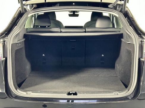Used 2024 Tesla Model Y Long Range image 14