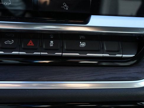 New 2026 GMC Sierra 2500 SLT w/ SLT Convenience Package image 34