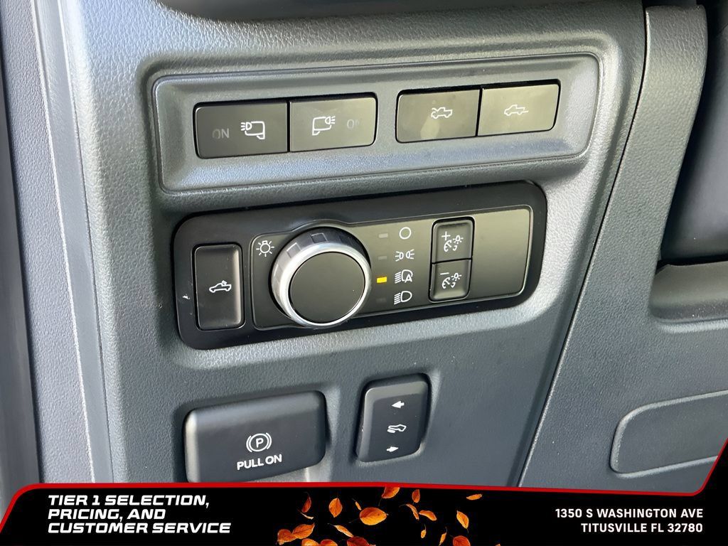 Used 2023 Ford F150 Lightning Platinum AWD/4WD image 16