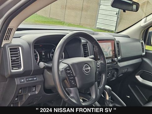 Used 2024 Nissan Frontier SV w/ SV Convenience Package image 13