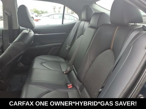 Used 2020 Toyota Camry XLE FWD image 26