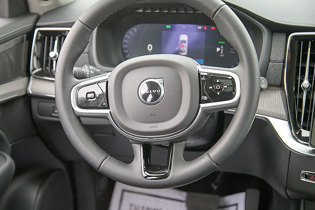 New 2026 Volvo XC90 T8 Ultra w/ Protection Package AWD/4WD image 27