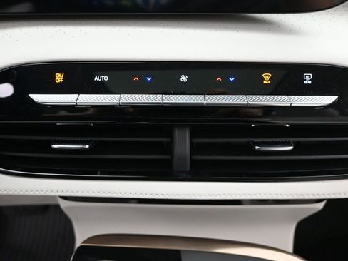 New 2026 Buick Enclave Avenir w/ Super Cruise Package image 23