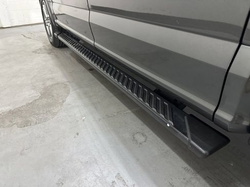 Used 2018 Ford F150 XLT w/ Equipment Group 302A Luxury image 19