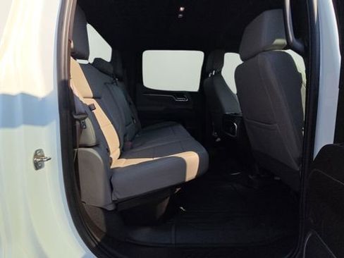 Used 2022 GMC Sierra 1500 SLT w/ SLT Premium Package image 12