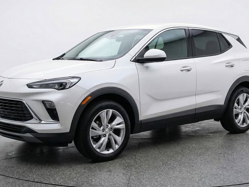 Used 2025 Buick Encore GX Preferred FWD image 3