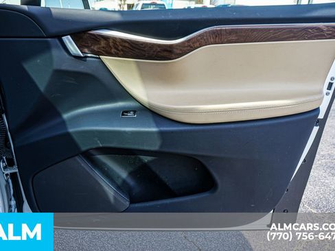 Used 2017 Tesla Model X 90D image 53