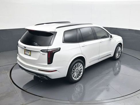 Used 2020 Cadillac XT6 Sport w/ Platinum Package AWD/4WD image 18