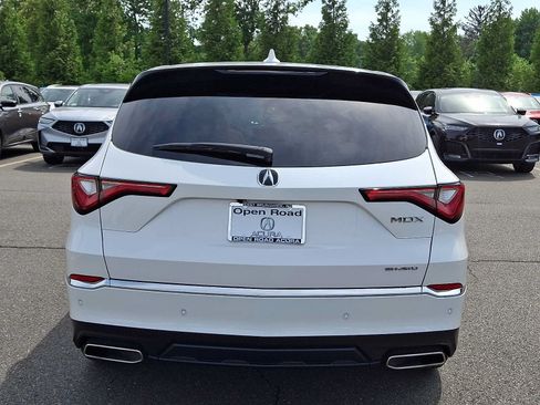 Used 2024 Acura MDX SH-AWD w/ Technology Package image 5