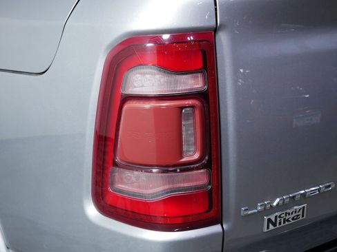 Used 2020 RAM 1500 Limited image 10