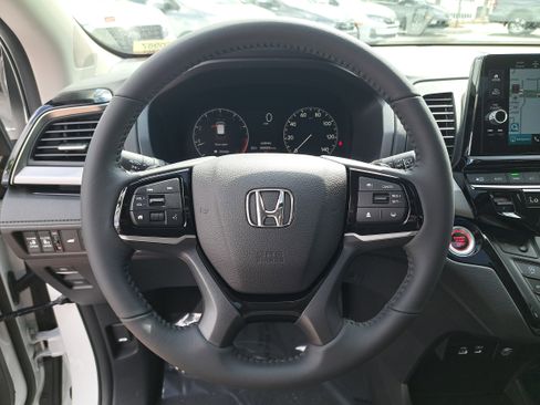 New 2026 Honda Odyssey Touring image 26