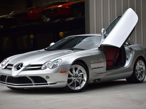 Used 2006 Mercedes-Benz SLR image 16