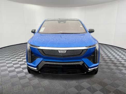 New 2026 Cadillac Optiq Luxury 2 image 2