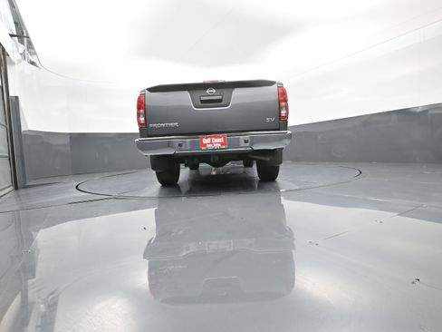 Used 2021 Nissan Frontier SV w/ SV Utility Package image 33