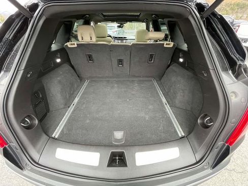 Used 2017 Cadillac XT5 Premium Luxury image 10