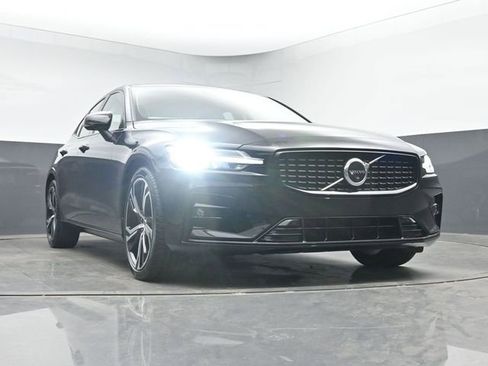 Used 2023 Volvo S60 B5 Ultimate w/ Protection Package Premier FWD image 33