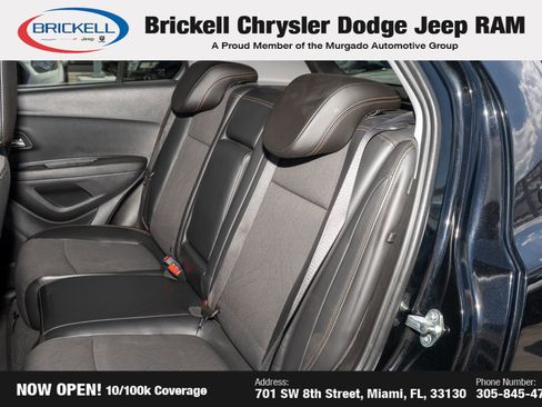 Used 2020 Chevrolet Trax LT w/ LT Convenience Package image 16