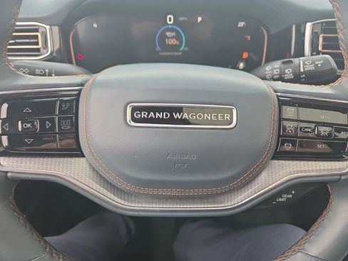 Used 2022 Jeep Grand Wagoneer Series III w/ Rear Seat Video Group 1 image 21