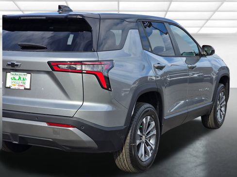 New 2026 Chevrolet Equinox LT FWD image 43