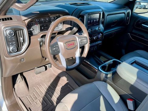 Used 2022 GMC Sierra 1500 SLT w/ SLT Premium Plus Package image 40