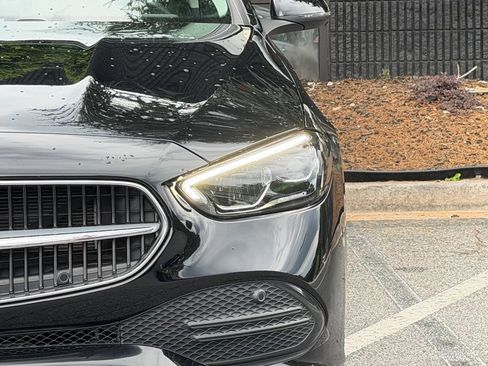 Used 2022 Mercedes-Benz C 300 Sedan w/ Exclusive Trim Package image 5