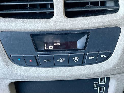 Used 2021 Honda Pilot EX-L image 25