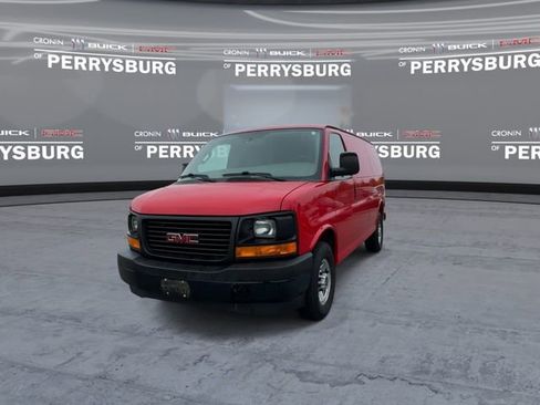 Used 2017 GMC Savana 2500 RWD image 3