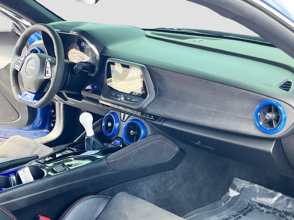 Used 2019 Chevrolet Camaro ZL1 RWD image 29