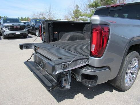 Used 2023 GMC Sierra 1500 Denali AWD/4WD image 37