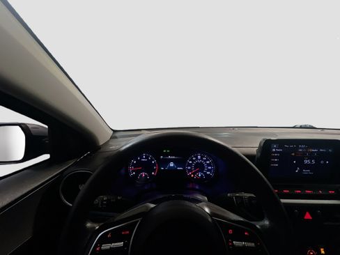 Used 2023 Kia Forte LXS FWD image 7