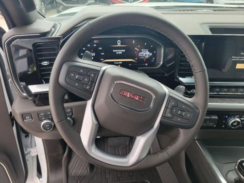 New 2026 GMC Sierra 1500 SLT w/ SLT Premium Plus Package AWD/4WD image 10