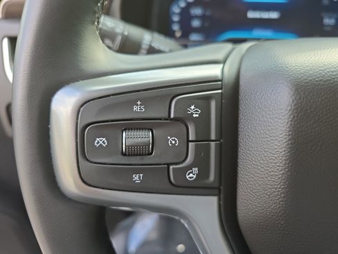 Used 2024 Chevrolet Tahoe Z71 w/ Luxury Package image 19