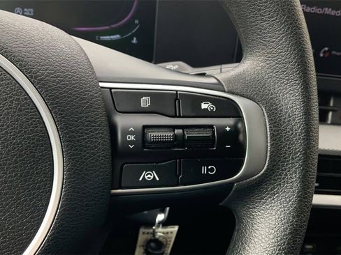 Used 2024 Kia Sportage LX image 27