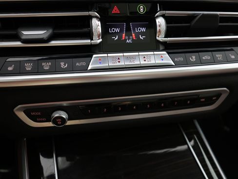 Used 2020 BMW X5 xDrive40i AWD/4WD image 30