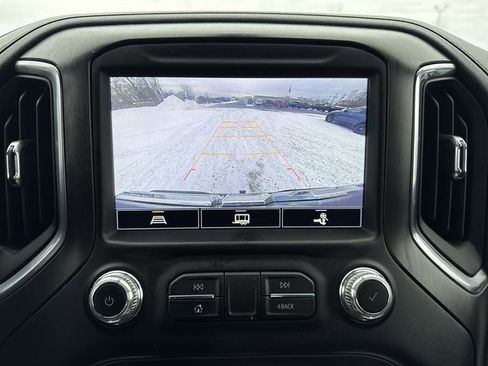 Certified 2021 GMC Sierra 1500 AT4 w/ AT4 Preferred Package image 15